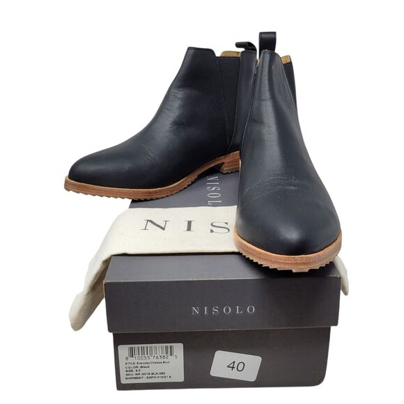 Nisolo Everyday Chelsea Boot Black Leather Ankle Womens size 8.5 New In Box